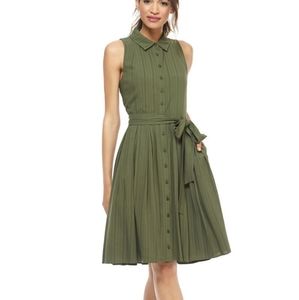 Gal meets Glam Sleeveless Shirtdress